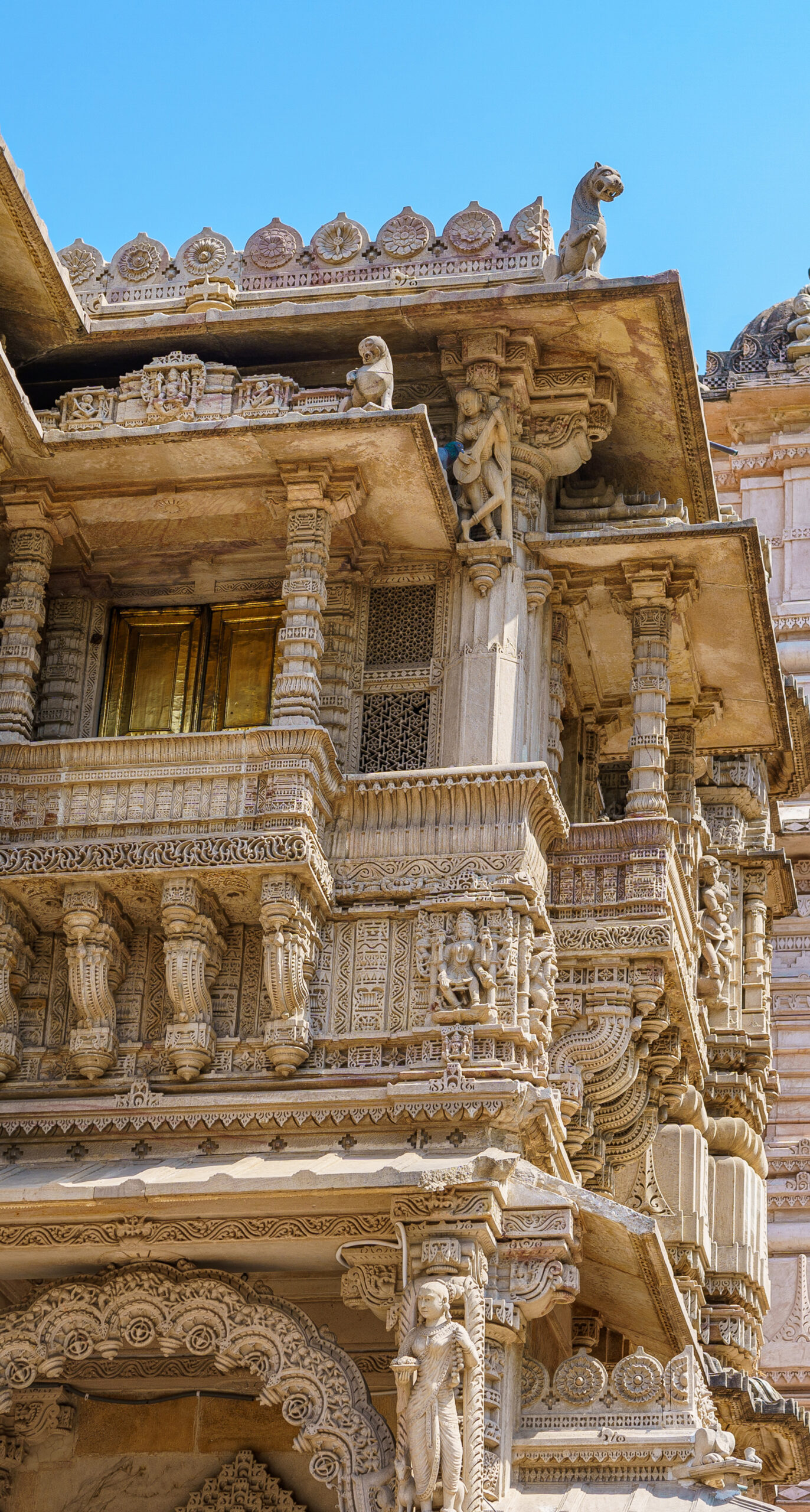 Hutheesing Jain Temple in Ahmenabad, Gujarat, India. Example of