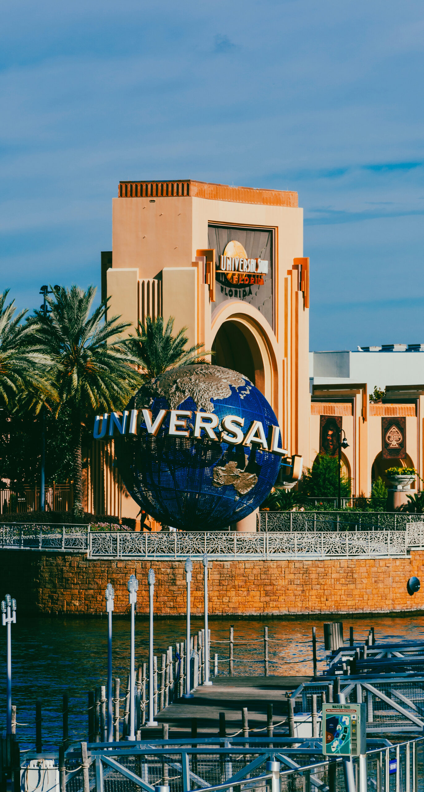 Orlando, Florida, Estados Unidos, October 3, 2012:Universal stud